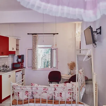 Apartment Studio Lefaki