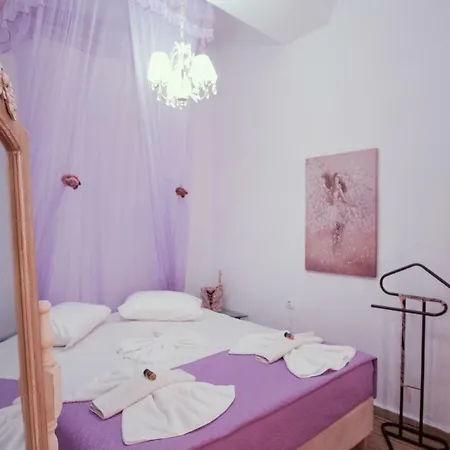 Studio Lefaki *