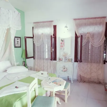Studio Lefaki