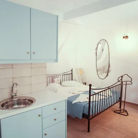 Apartment Studio Lefaki *