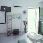 Lefaki 아파트 레팀노