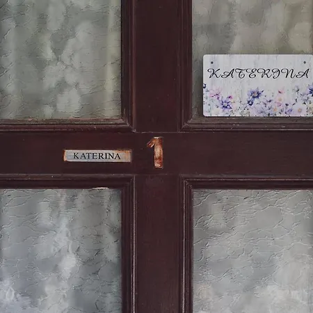 Lefaki Apartman *